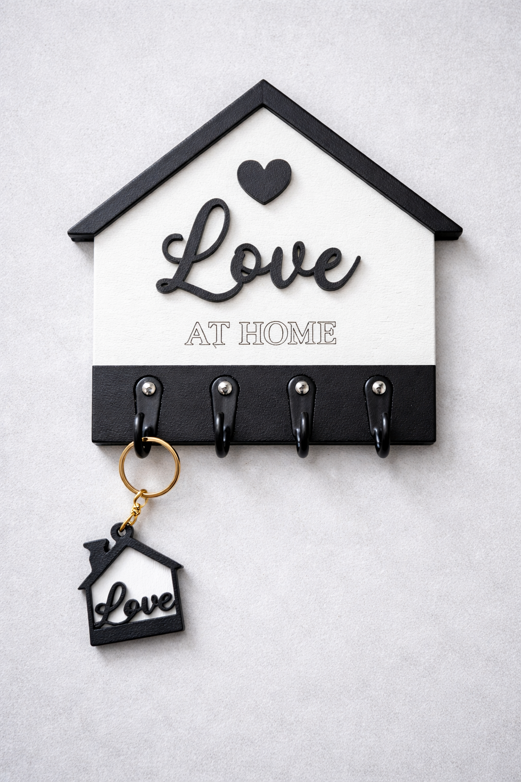 Ev şeklinde Love yazılı el yapımı MDF duvar anahtarlık askılığı